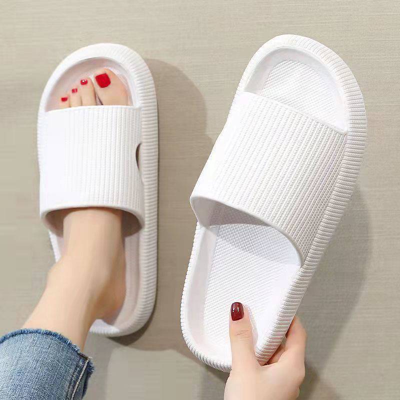 Slippers met kussentjes