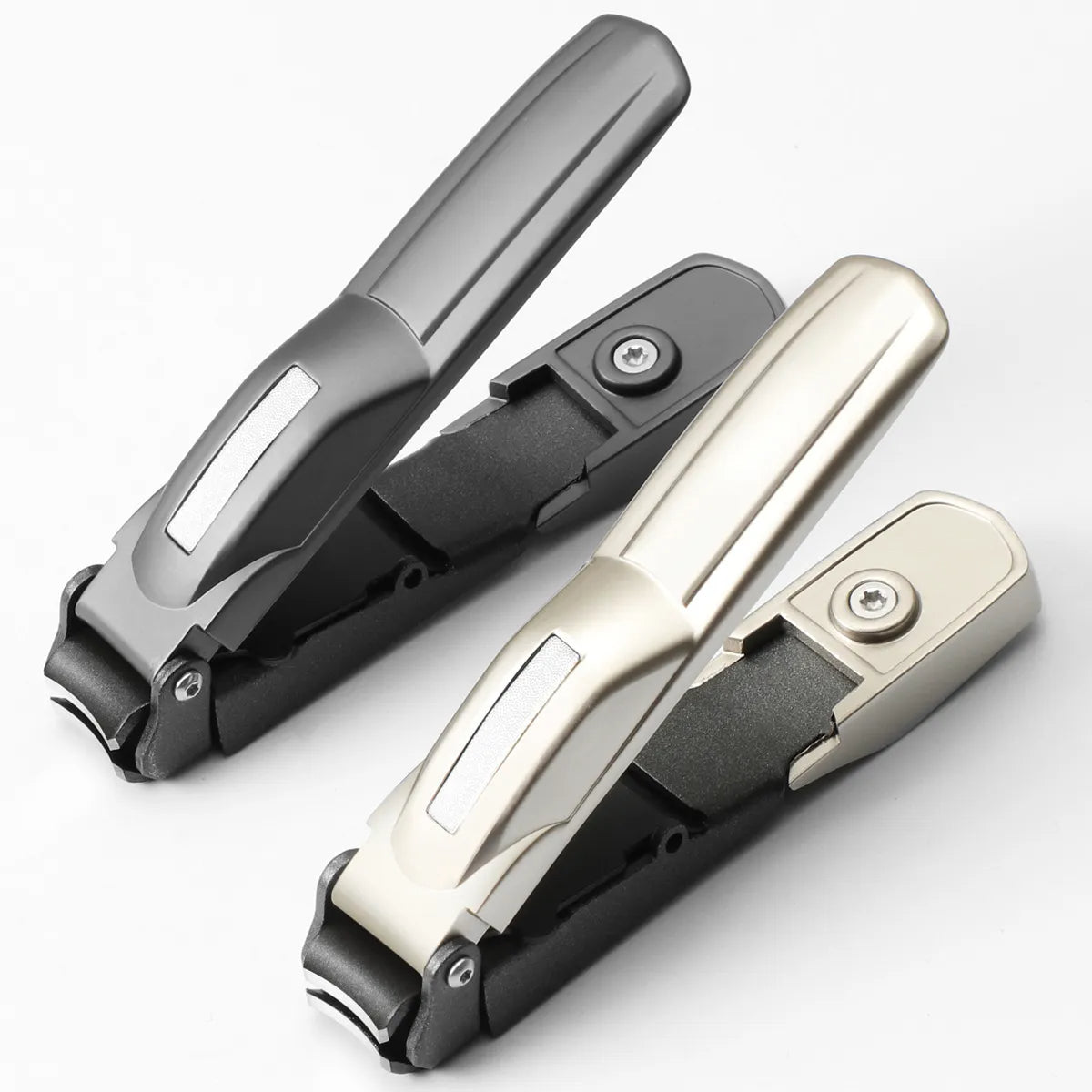 Nagelknipper met opvangbakje
